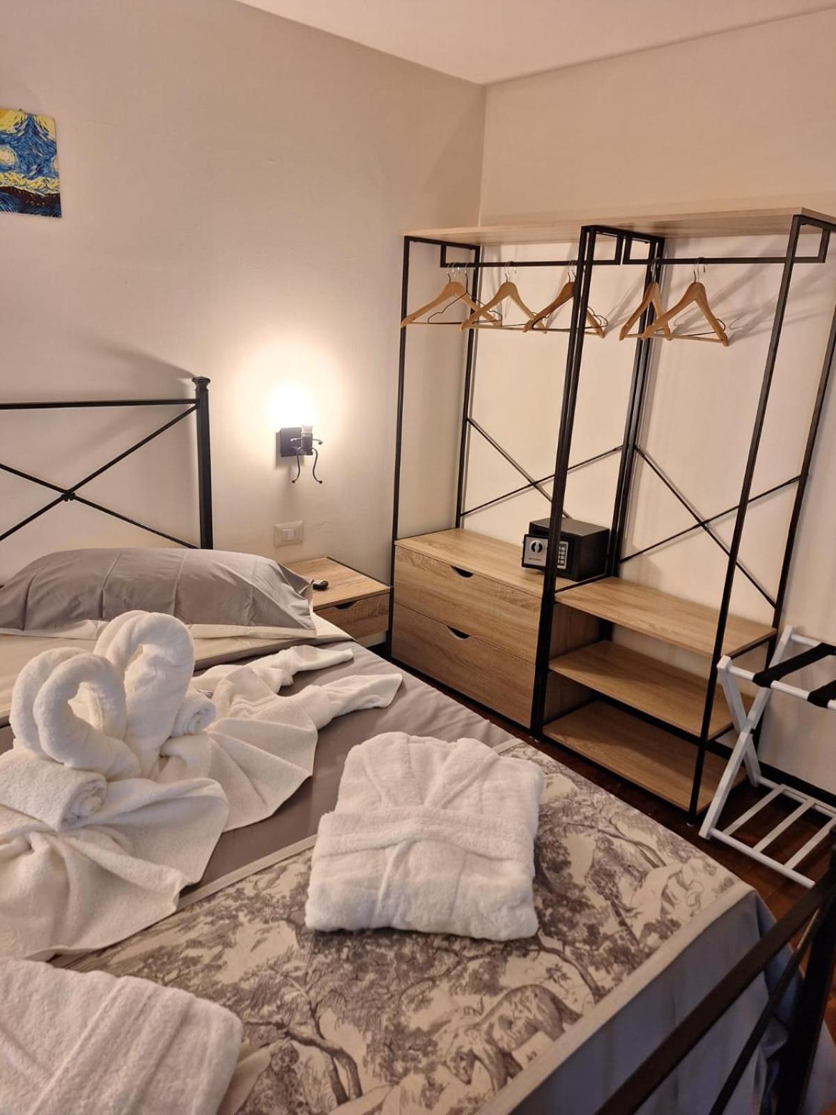 Апартаменты Exclusive Loft Degli Artisti Флоренция Экстерьер фото